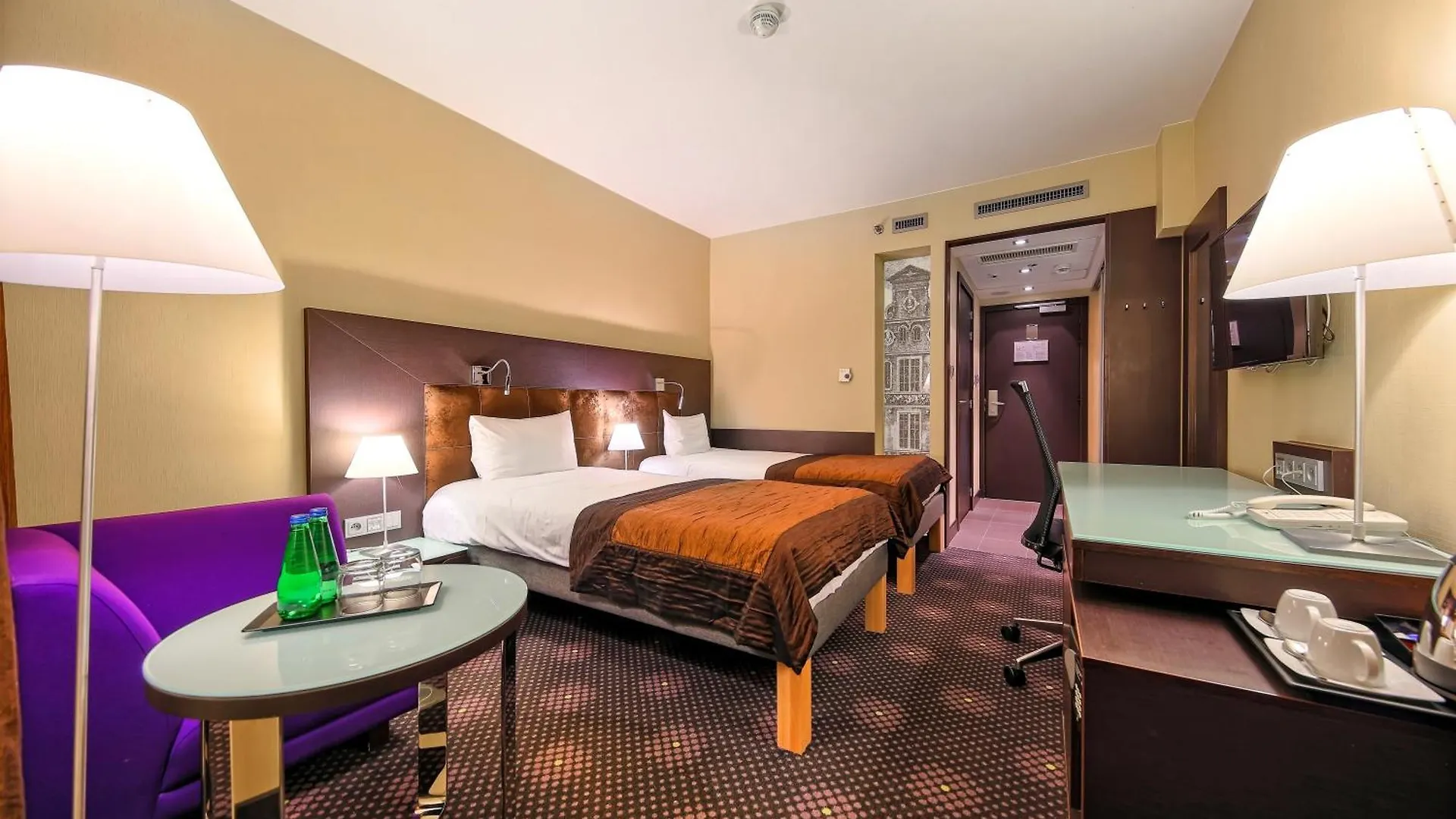 Mercure Gdansk Stare Miasto 4*,